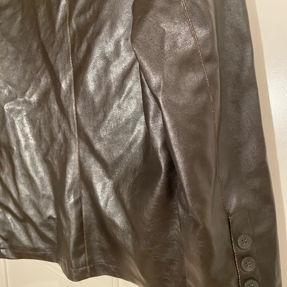 RVT Stressed Black Faux Leather Jacket - Picture 9 of 11